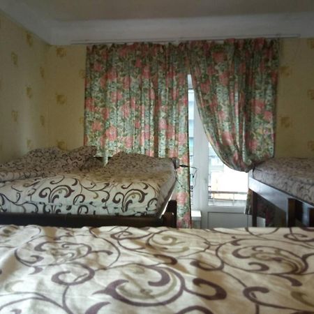 קייב Hostel Dyukovskiy מראה חיצוני תמונה