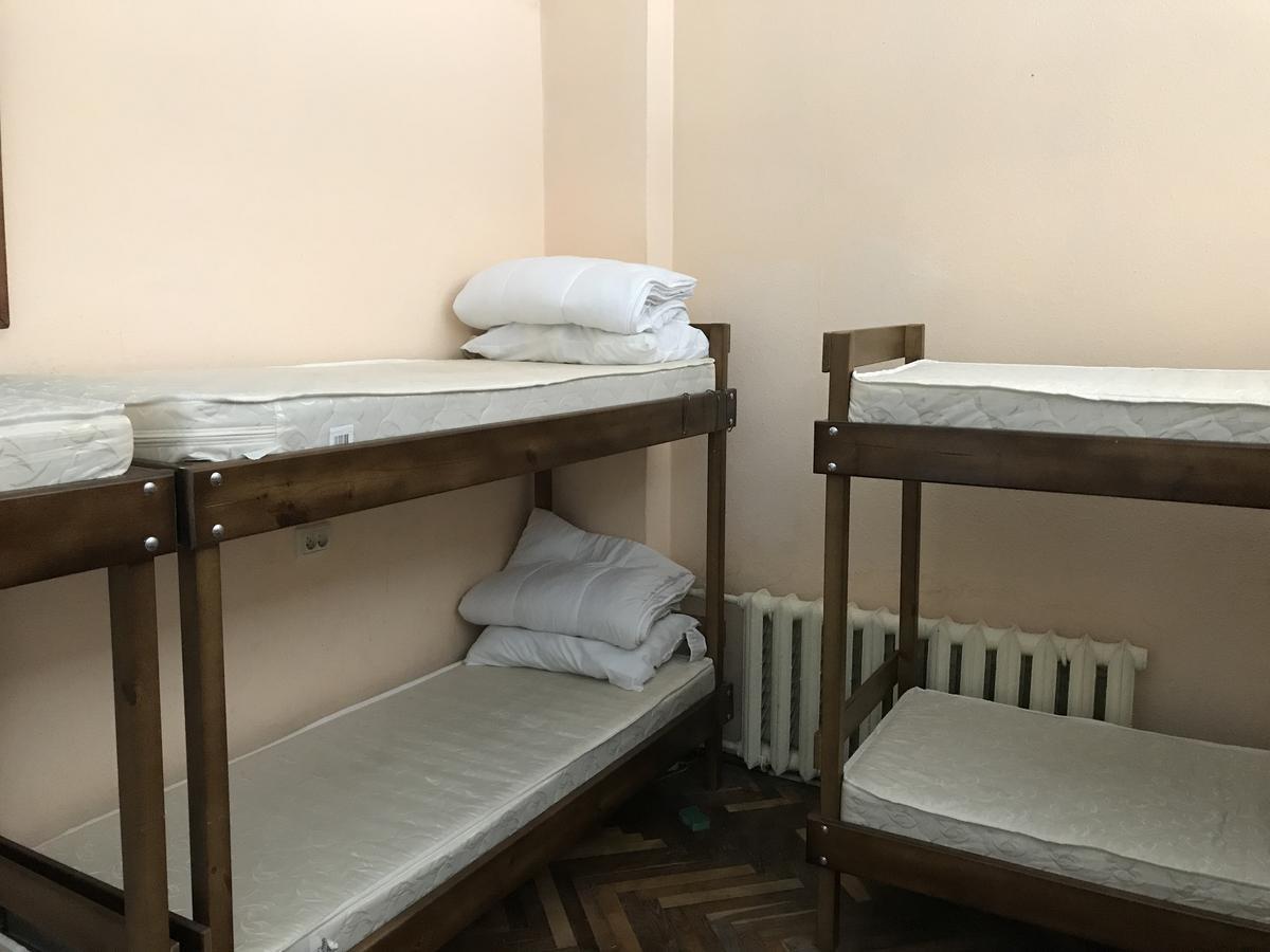 קייב Hostel Dyukovskiy מראה חיצוני תמונה
